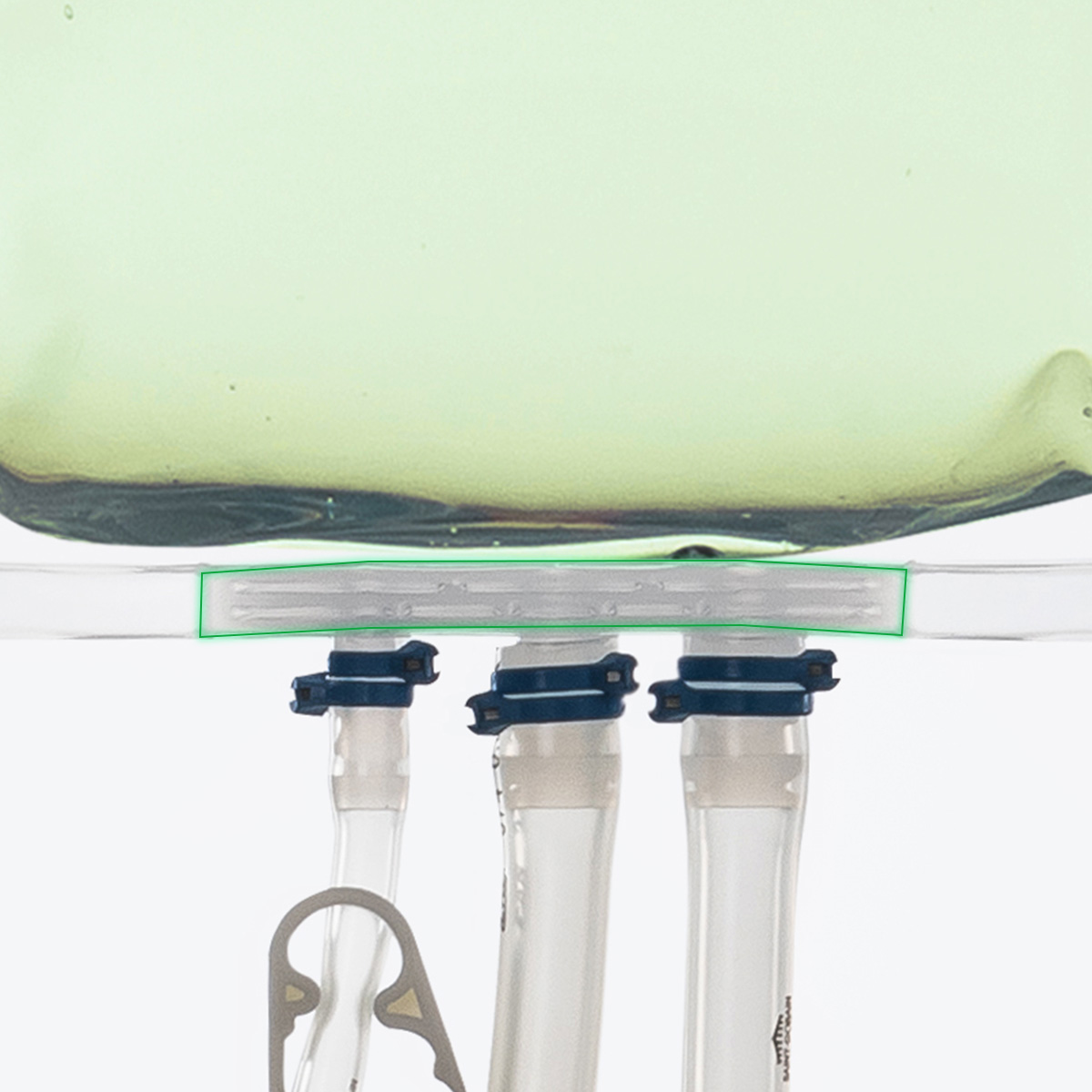 船型接頭：避免袋口留有積液導致液體轉移不完全