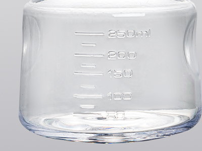 良好的透明度，刻度清晰，便于觀察容量
